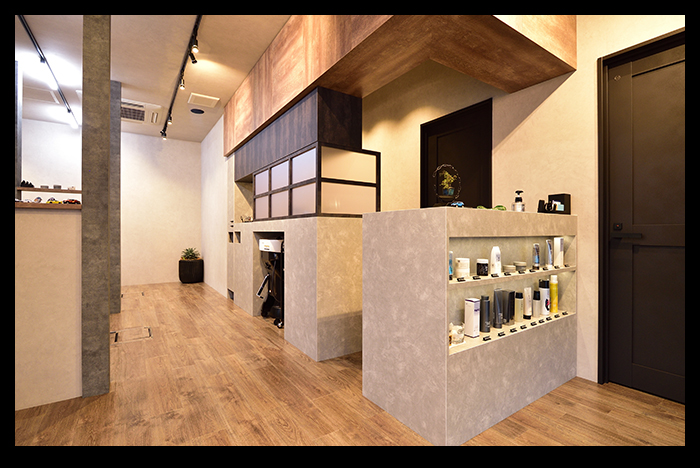 bh飯島由敬プロデュース・2025/5/11開業・日進理容室BALMERS店舗完成写真-10